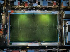 Voetbalveldje woonwijk